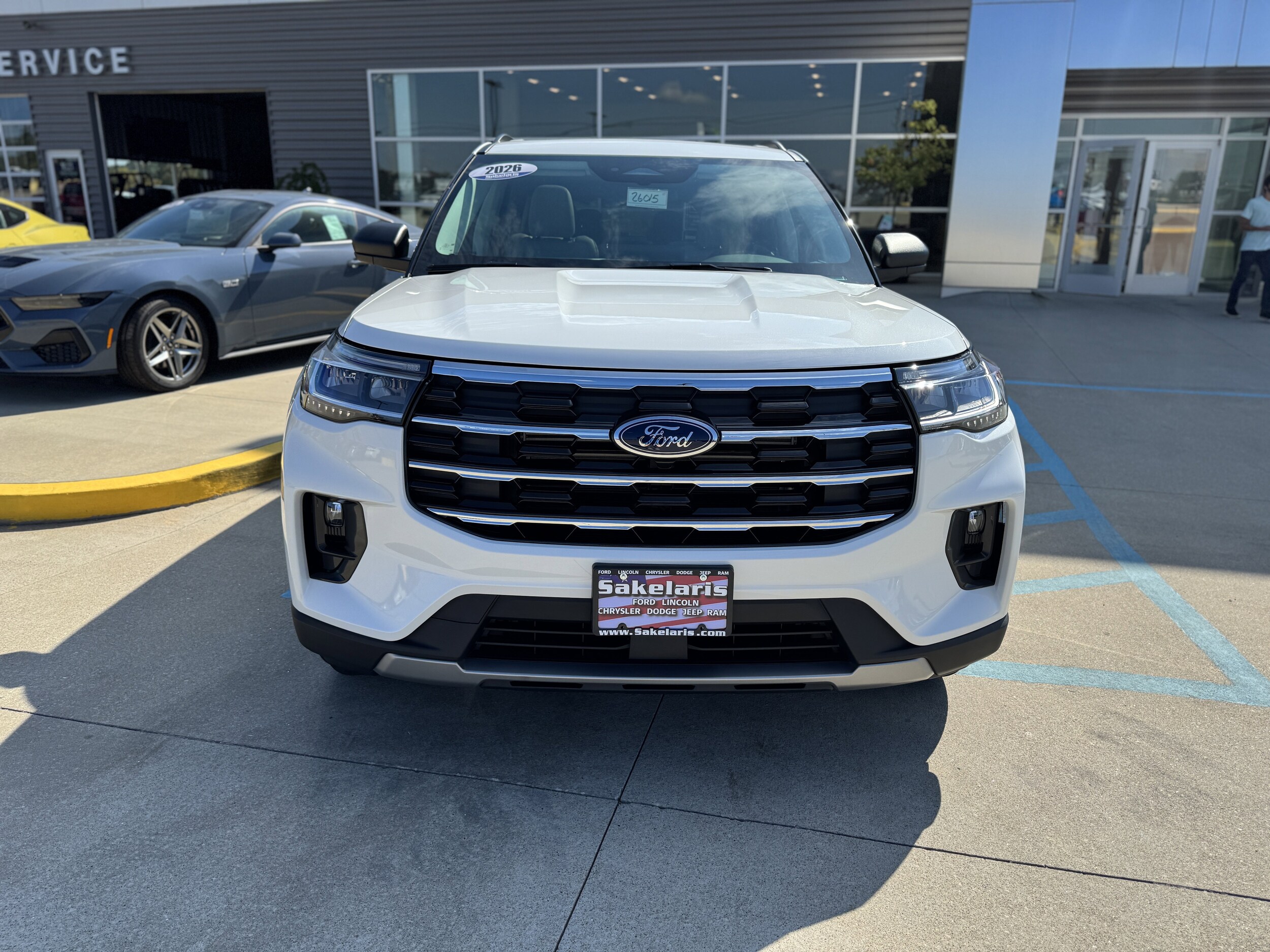 2026 Ford Explorer photo 2