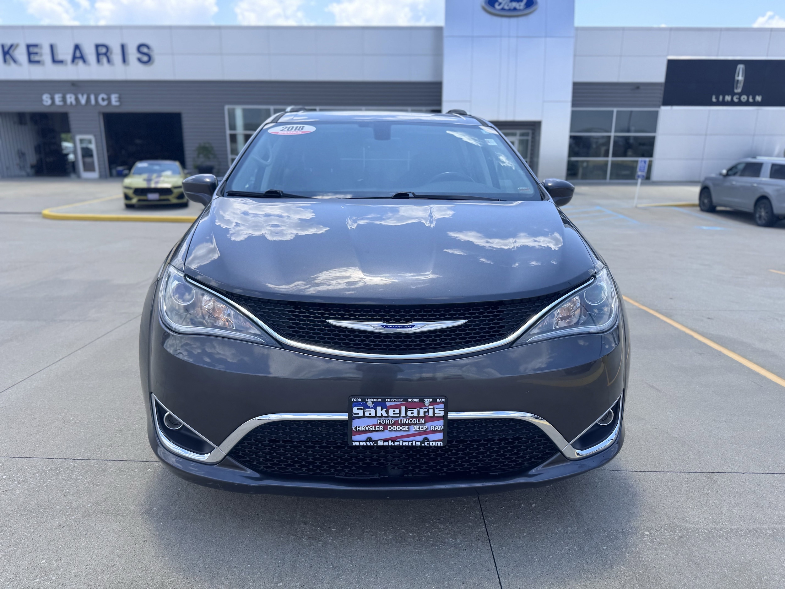 2C4RC1EG8JR330308