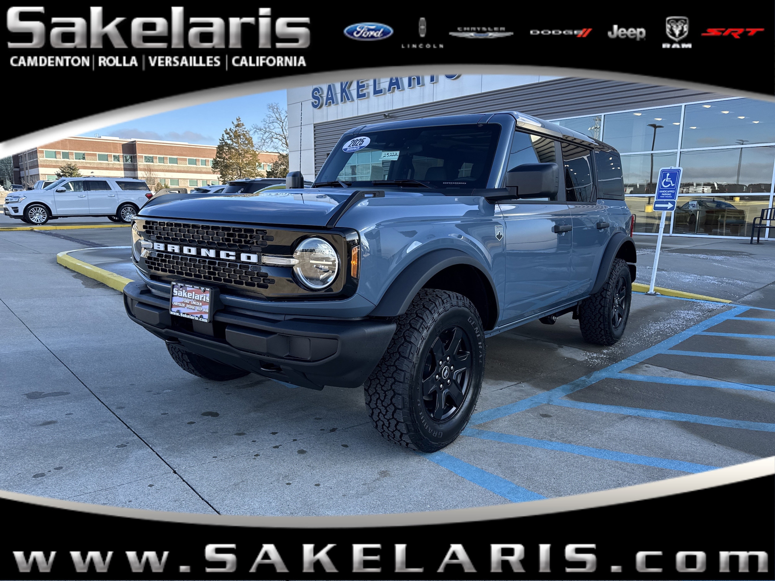 2025 Ford Bronco 4-Door Big Bend's photo