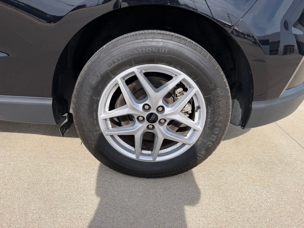 2023 Ford Edge SEL - Photo 10