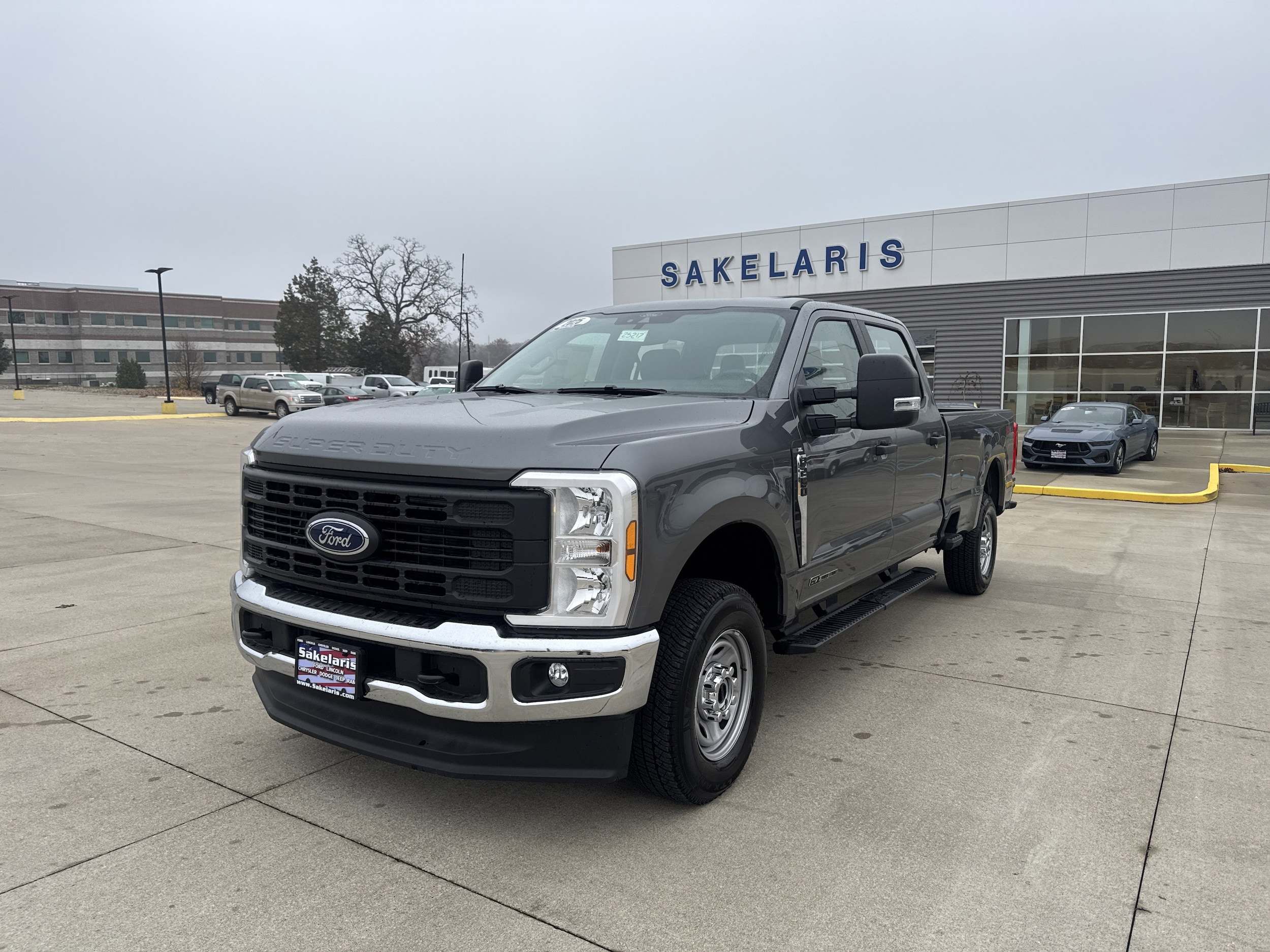 2025 Ford F-250 Super Duty XL's photo