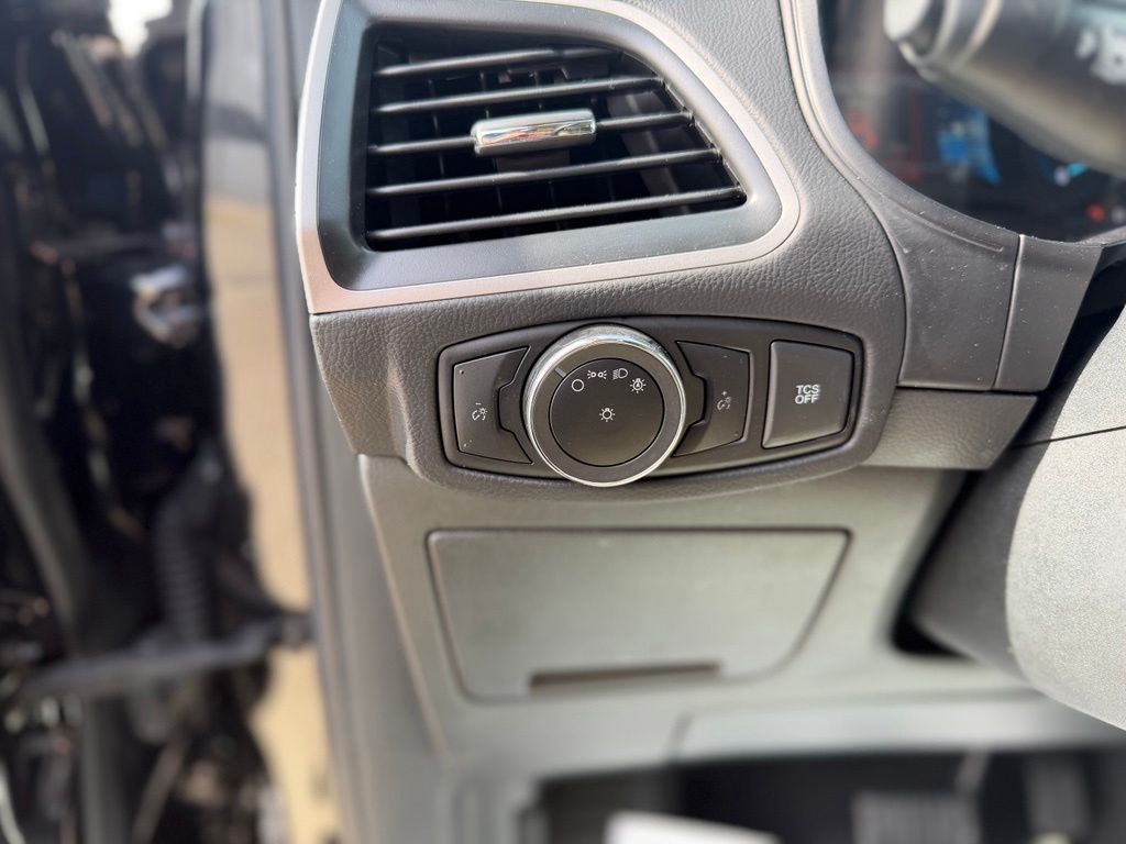 2023 Ford Edge SEL - Photo 15