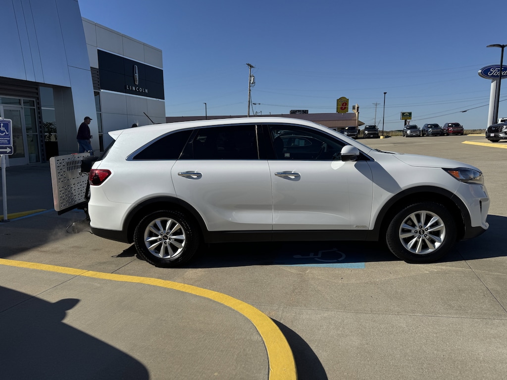 Used 2019 Kia Sorento 3.3L LX SUV