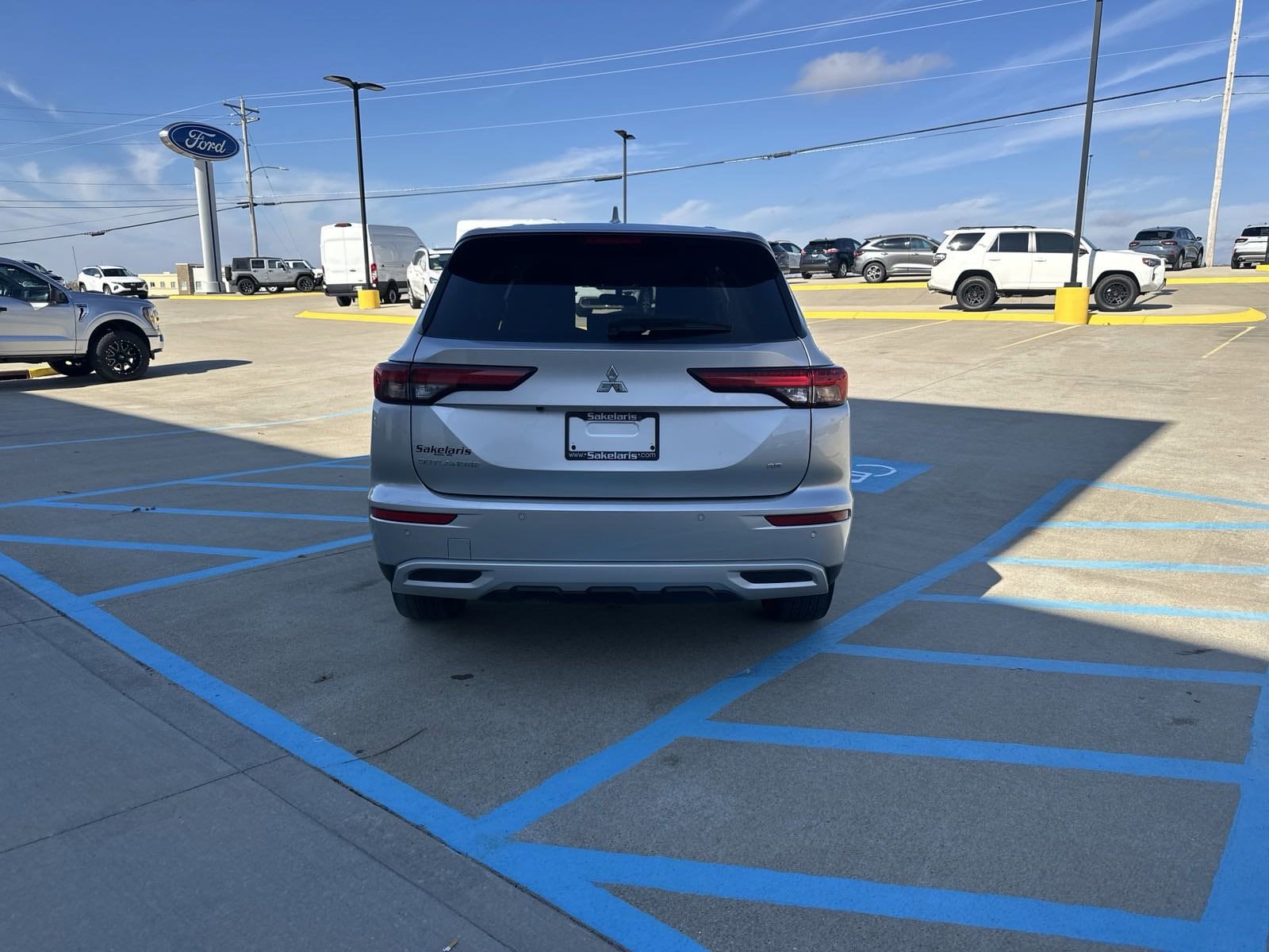 Certified 2024 Mitsubishi Outlander SE with VIN JA4J4VA89RZ013276 for sale in Rolla, MO