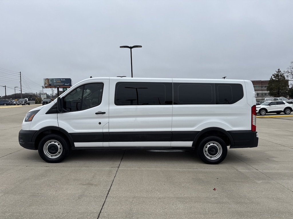 2024 Ford Transit photo 3