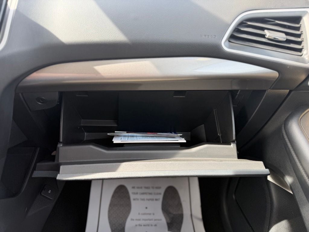 2023 Ford Edge SEL - Photo 31