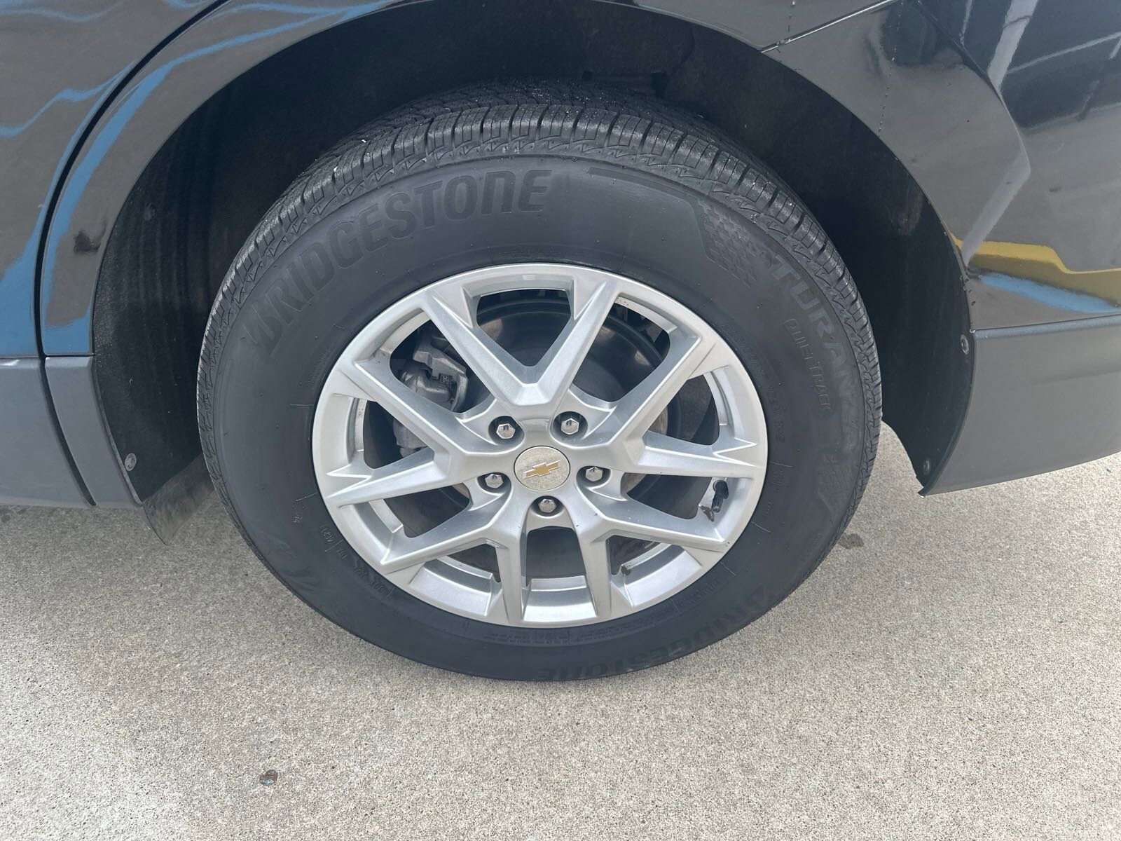 2023 Chevrolet Equinox photo 4