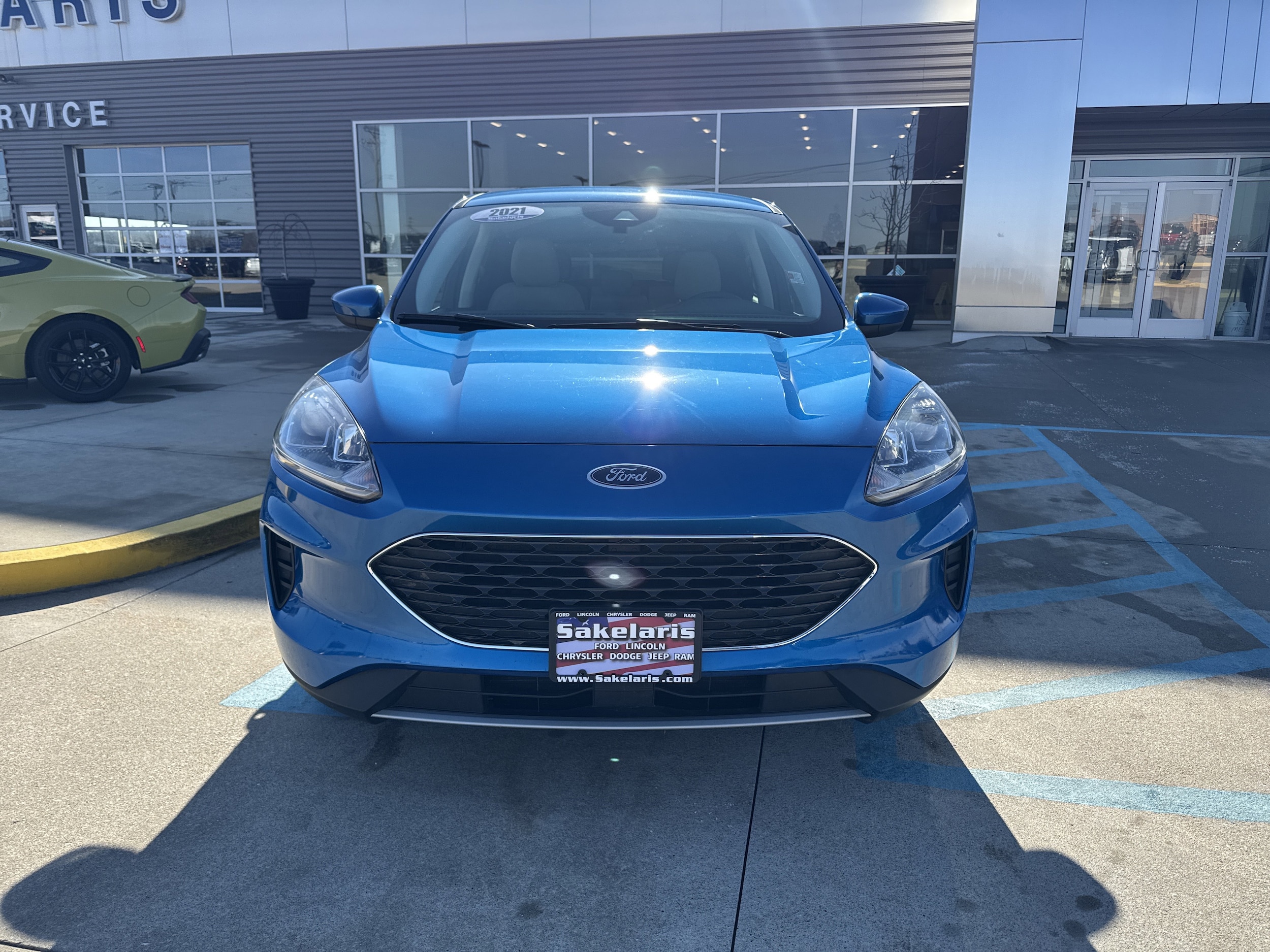 Used 2021 Ford Escape SE with VIN 1FMCU9G61MUA92309 for sale in Rolla, MO