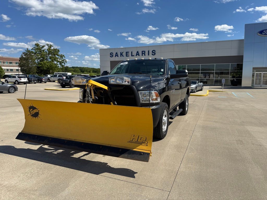 2017 RAM 3500 Tradesman 4X4 Regular cab's photo