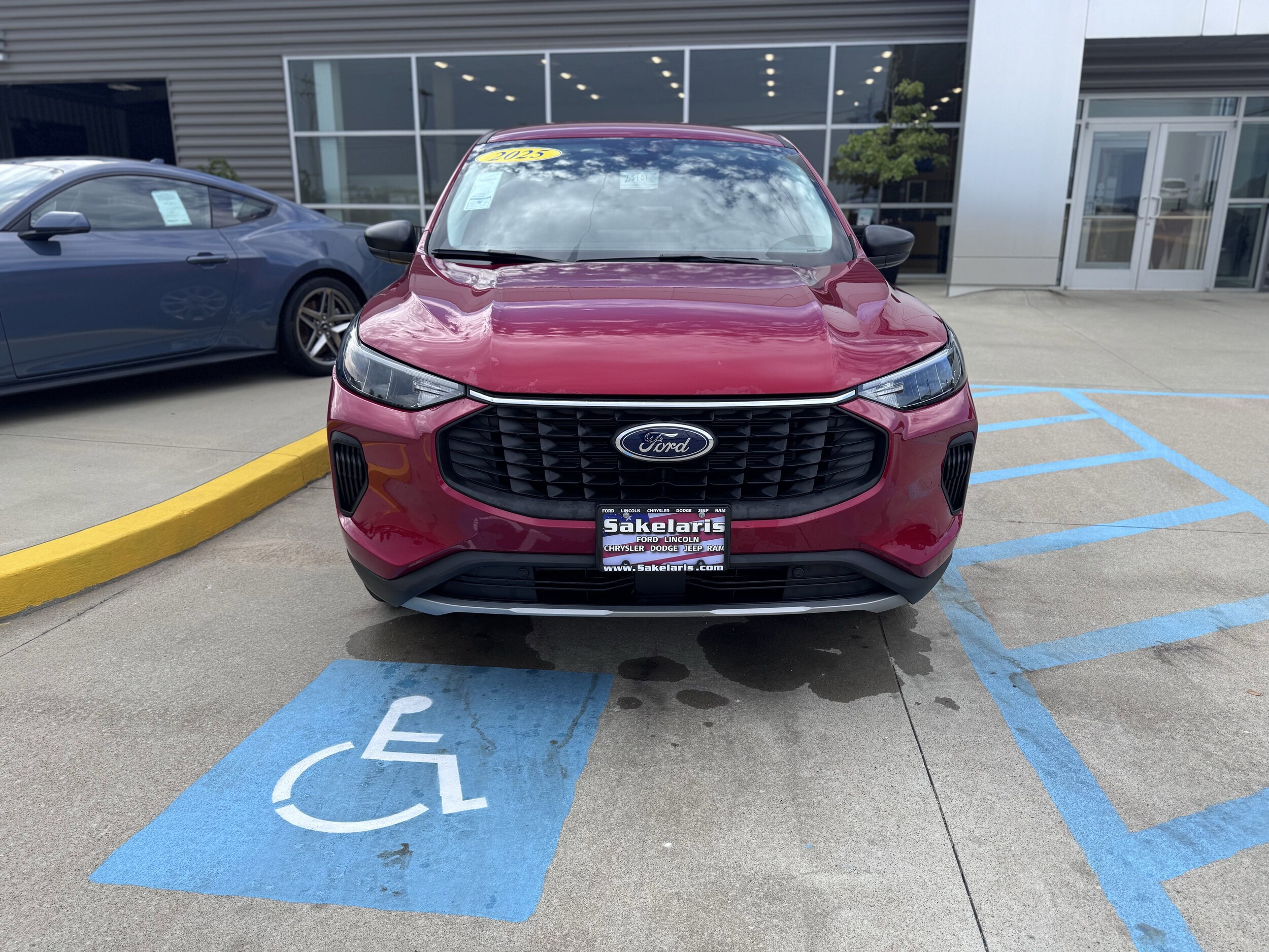 2025 Ford Escape Active photo 2