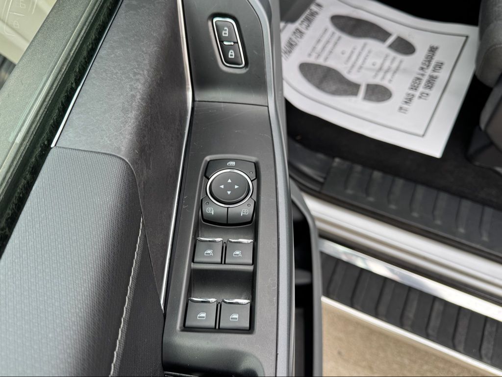 2024 Ford F-150 XLT - Photo 9