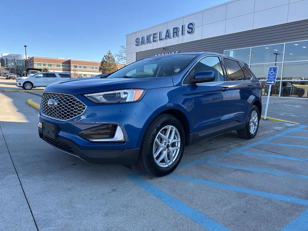 2024 Ford Edge SEL's photo