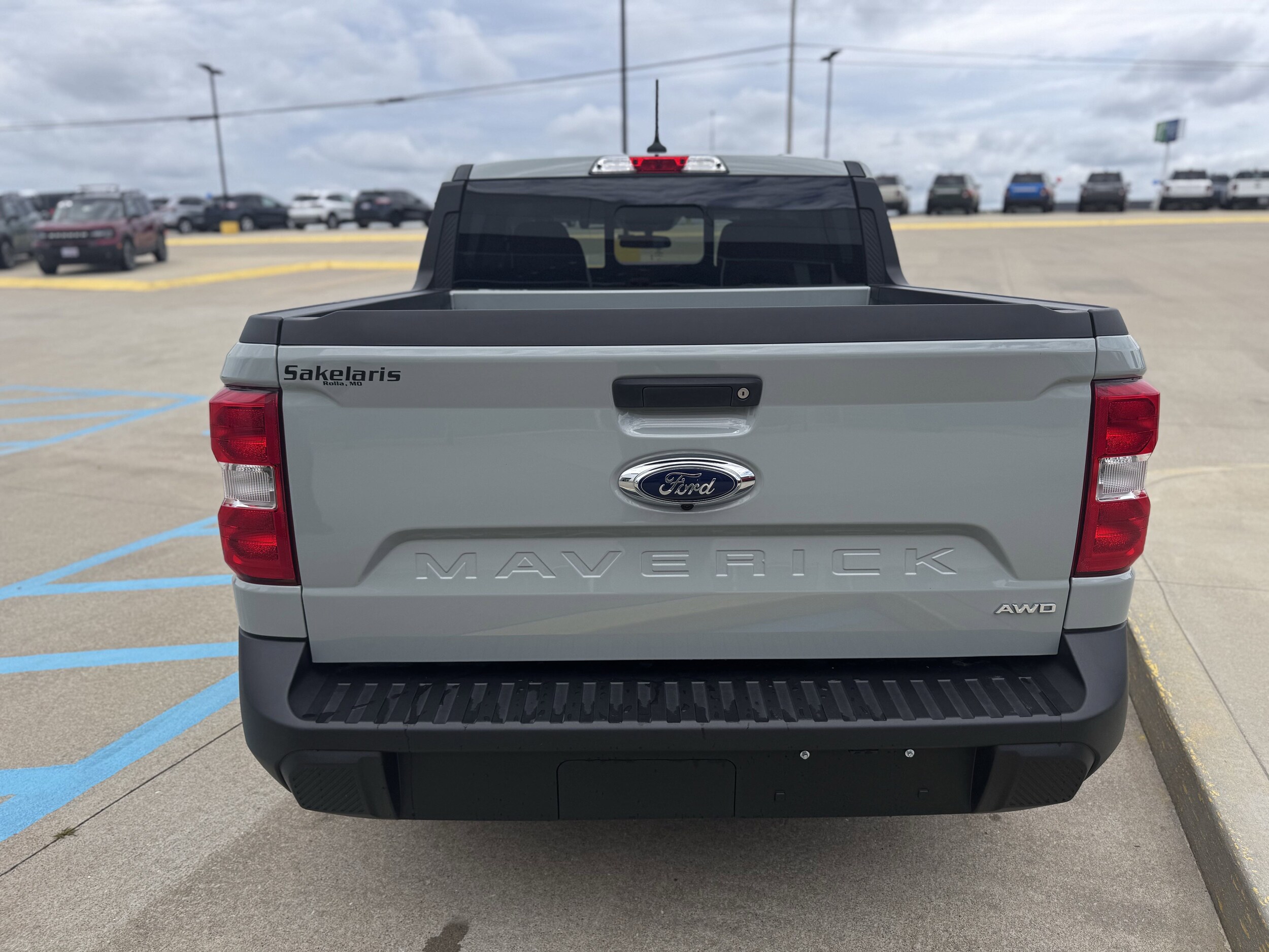 2023 Ford Maverick XLT Lariat photo 4