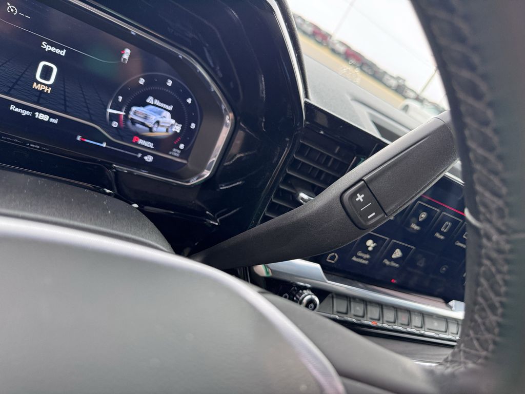 2024 GMC Sierra 1500 SLT - Photo 15