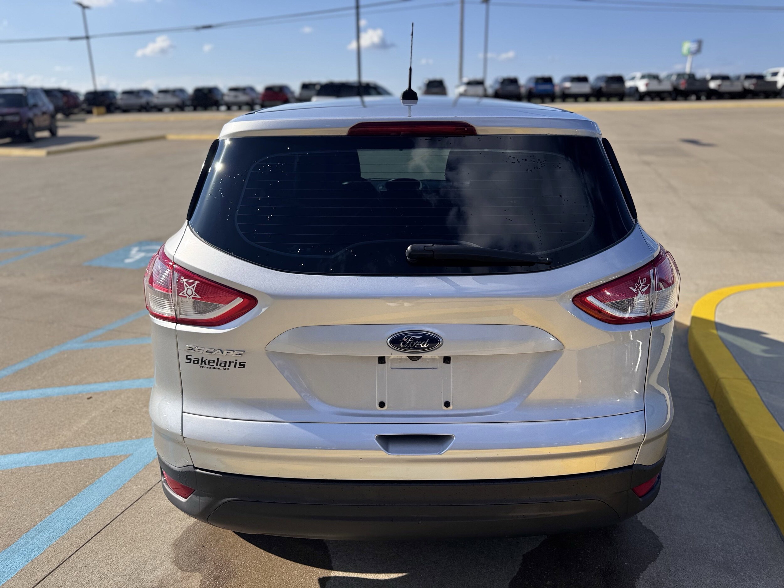 2016 Ford Escape S photo 4