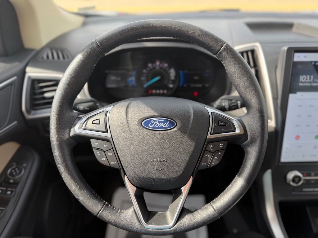 2023 Ford Edge SEL - Photo 16