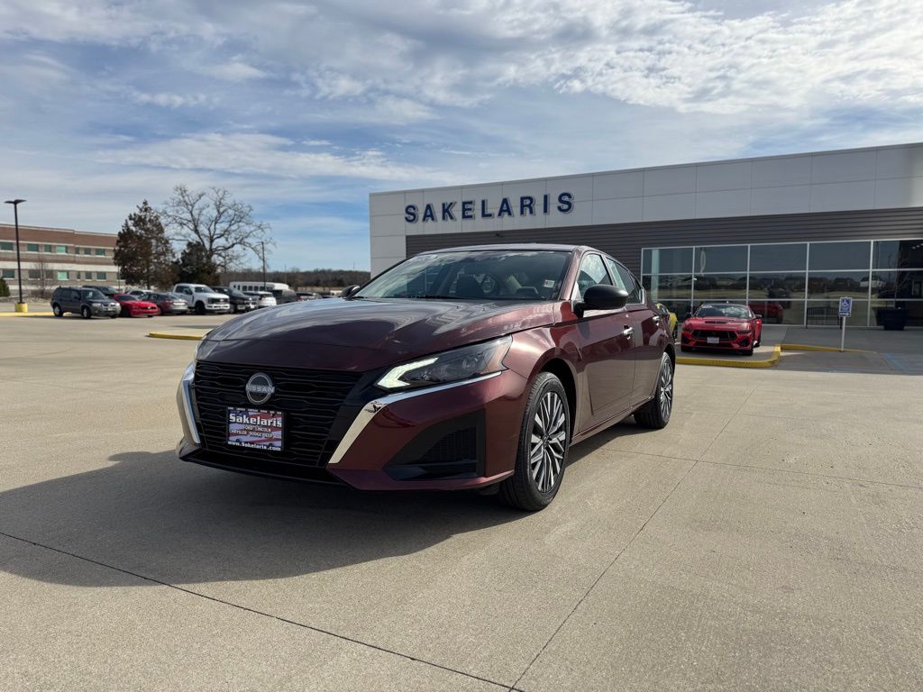 2025 Nissan Altima SV