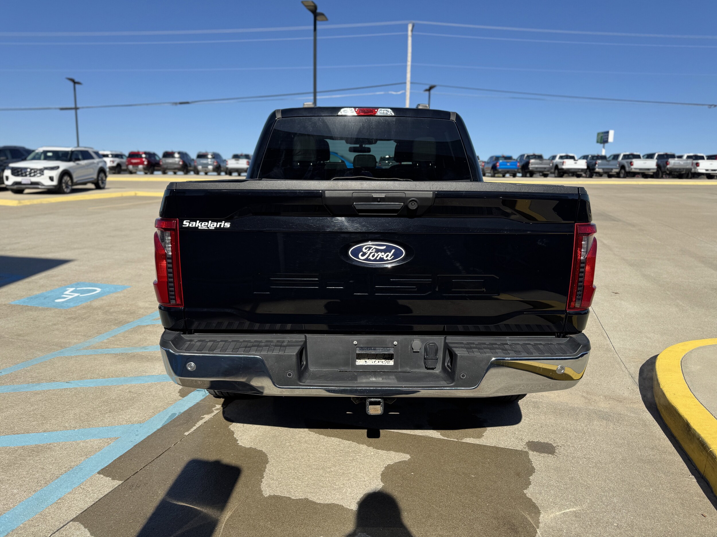 2024 Ford F-150 XLT photo 4