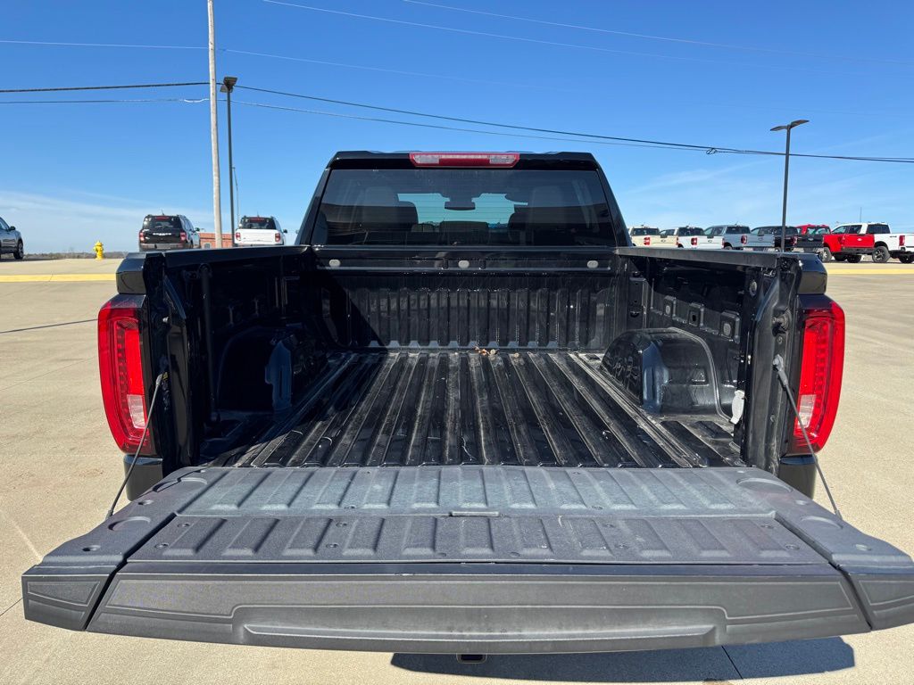 2024 GMC Sierra 1500 SLT - Photo 35