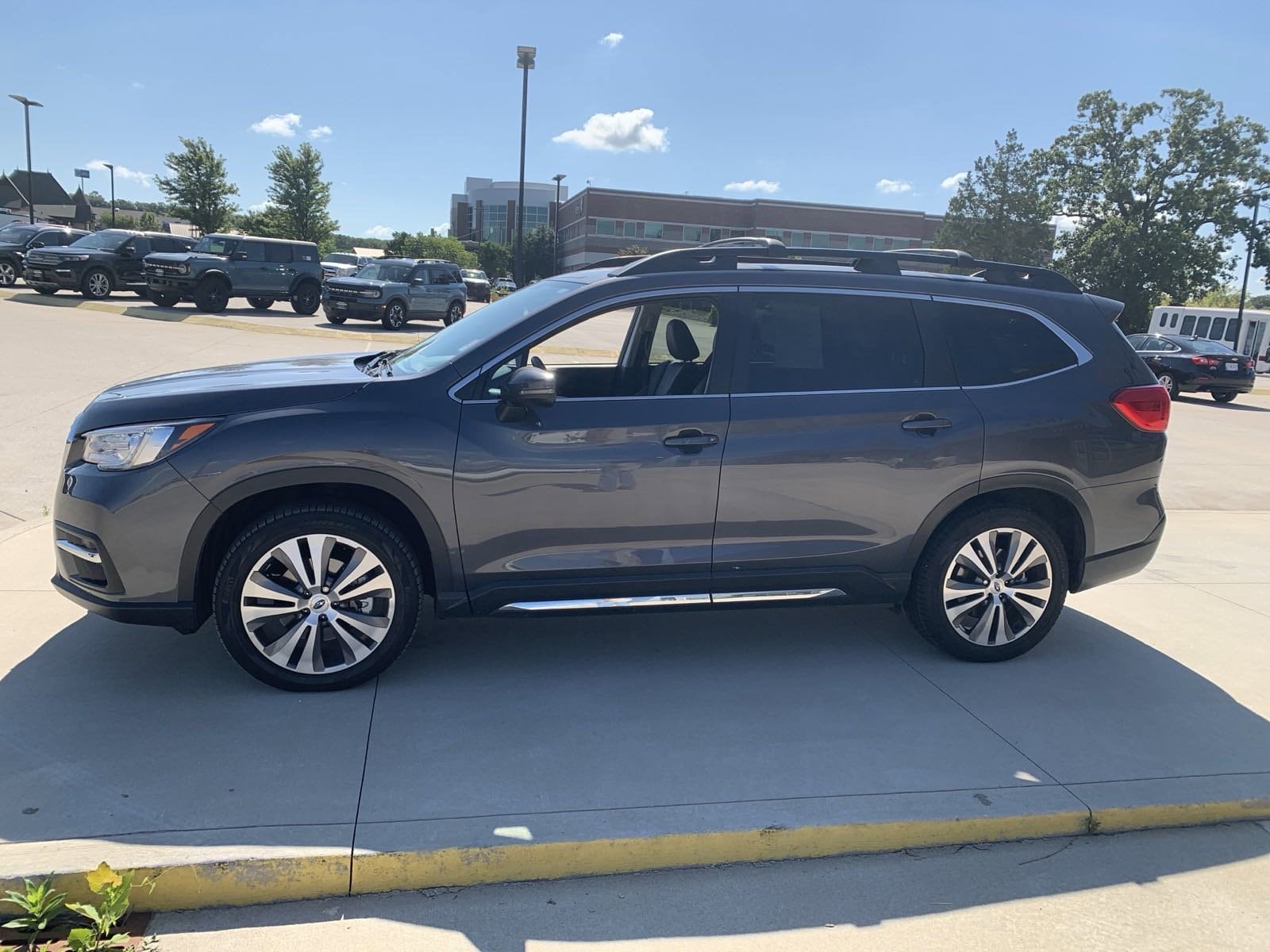 Certified 2021 Subaru Ascent Limited with VIN 4S4WMAPD7M3425759 for sale in Rolla, MO