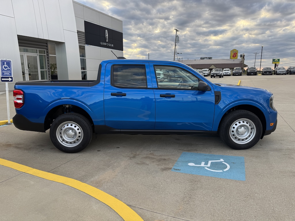 New 2025 Ford Maverick XLT Truck SuperCrew