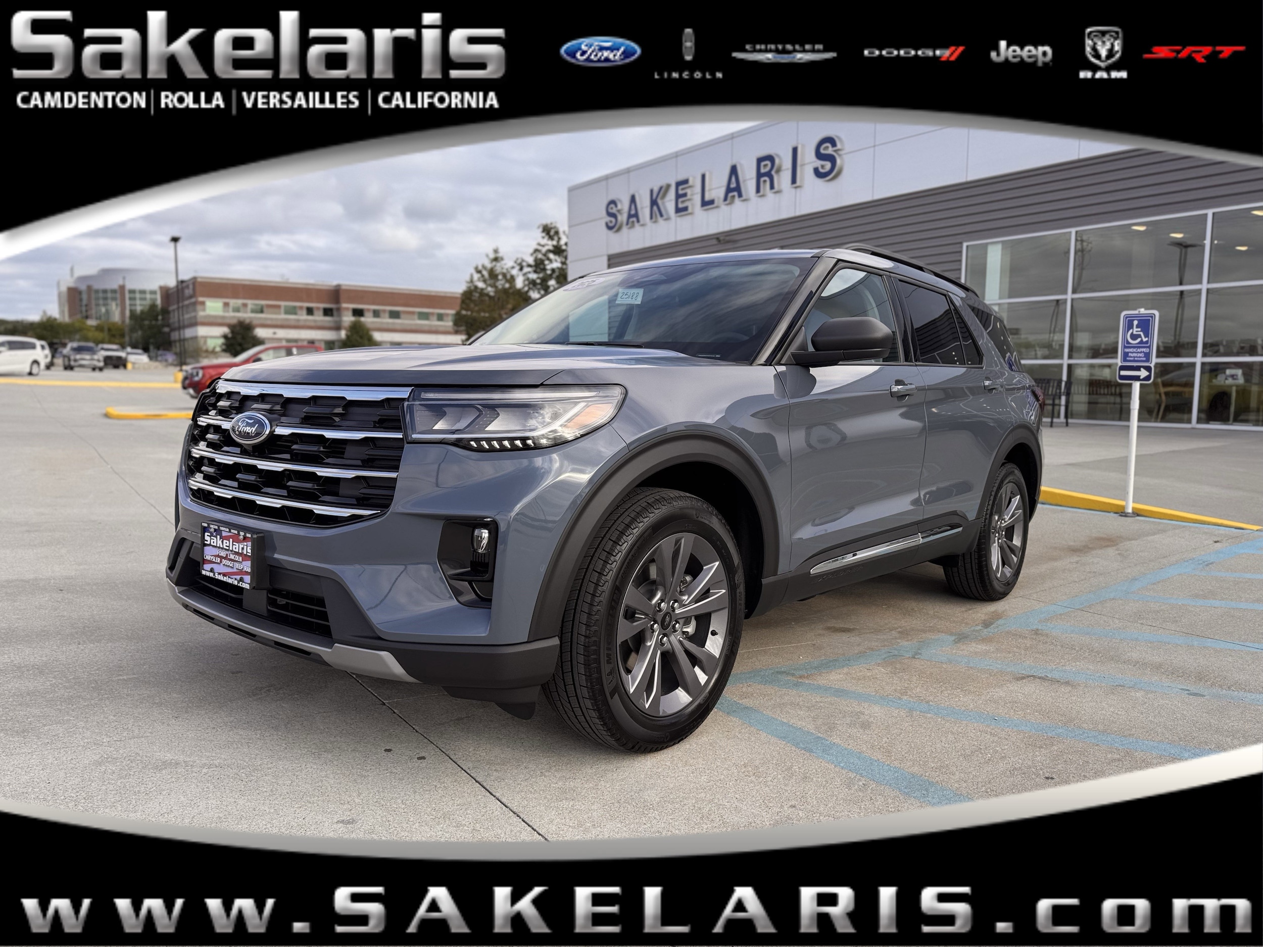 2025 Ford Explorer Active's photo