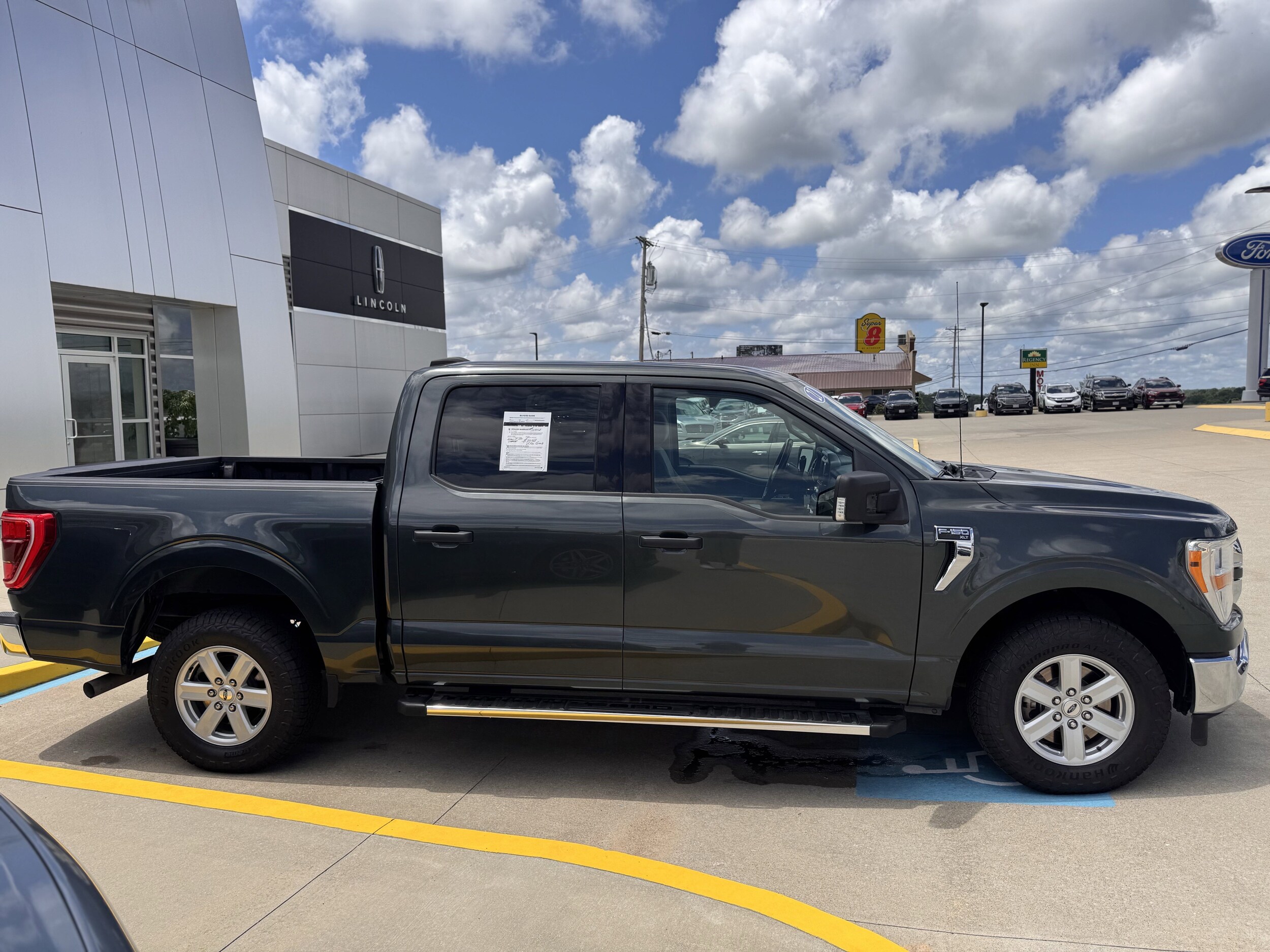 2021 Ford F-150 photo 2