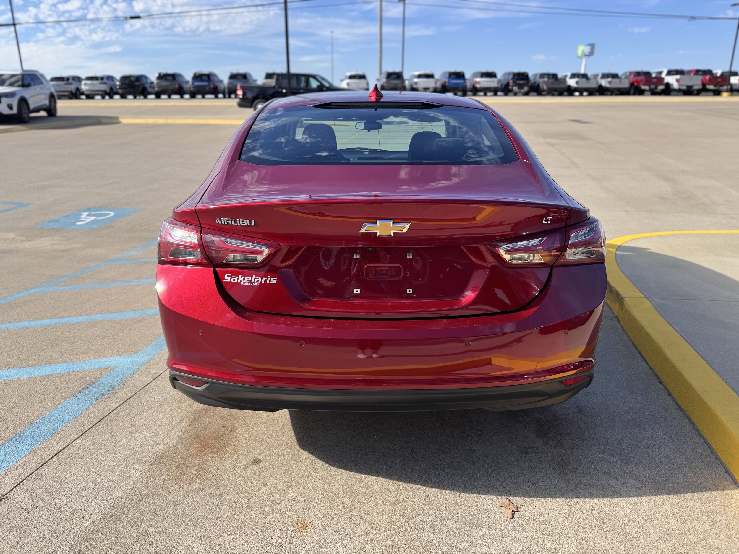 2022 Chevrolet Malibu 1LT photo 4