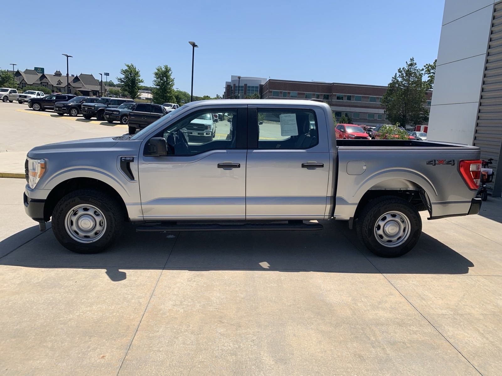 Used 2022 Ford F-150 XL with VIN 1FTEW1EP6NKF09098 for sale in Rolla, MO