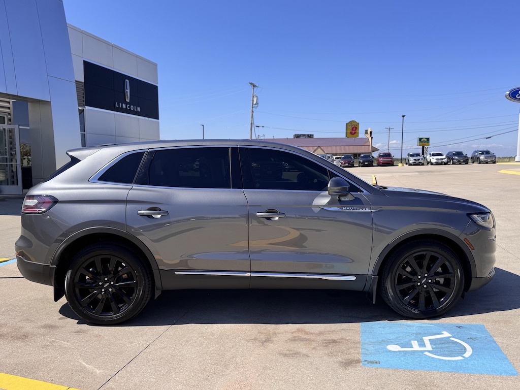 Used 2022 Lincoln Nautilus Reserve SUV