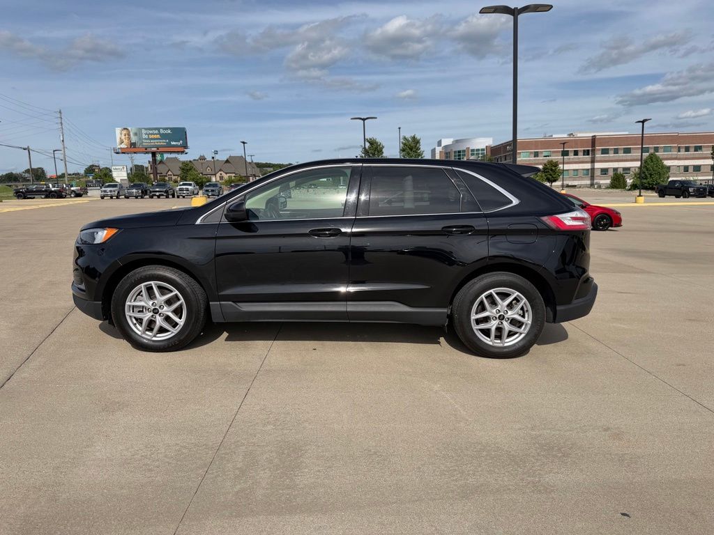 2023 Ford Edge SEL - Photo 9