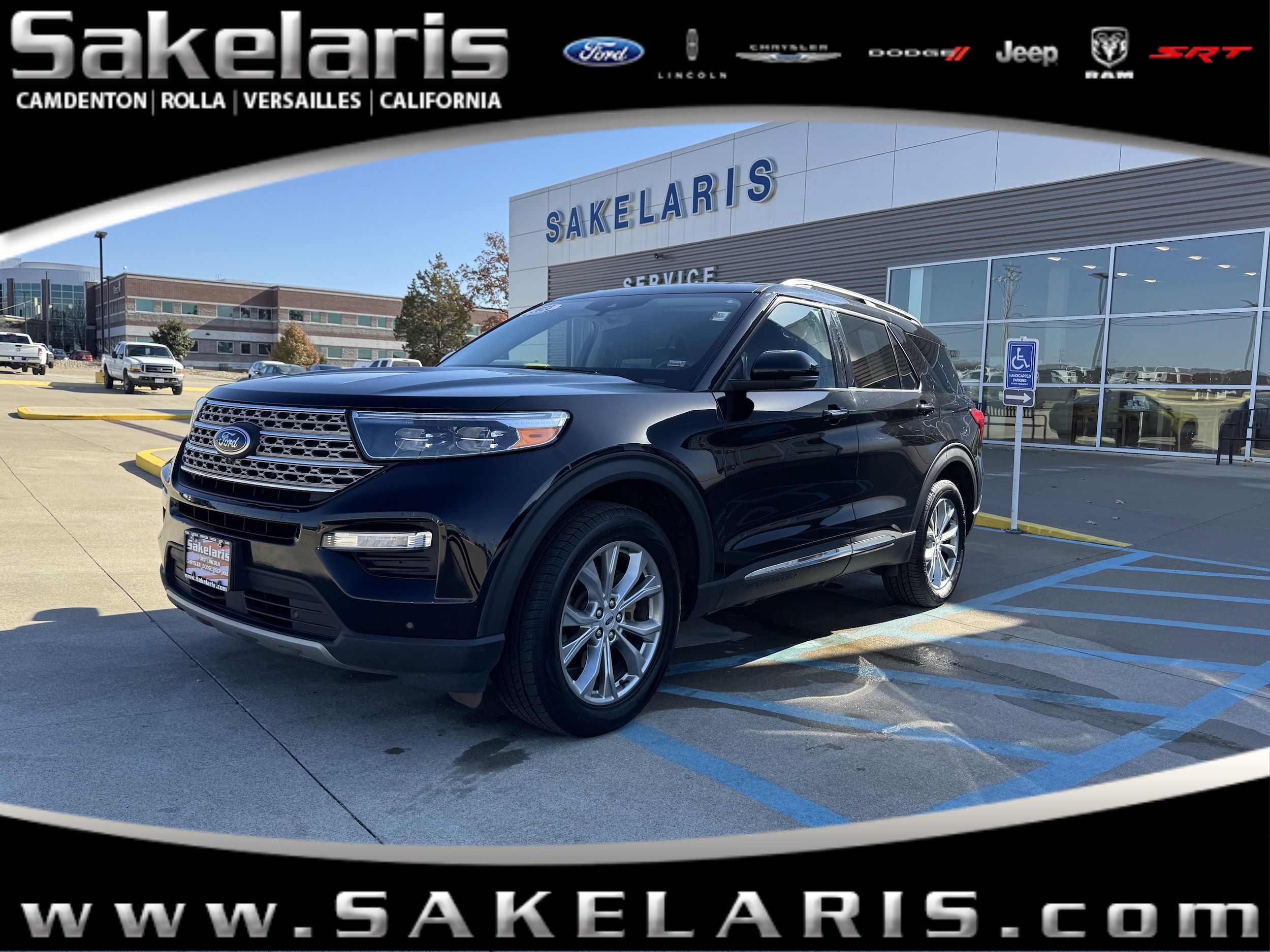 2023 Ford Explorer Limited's photo