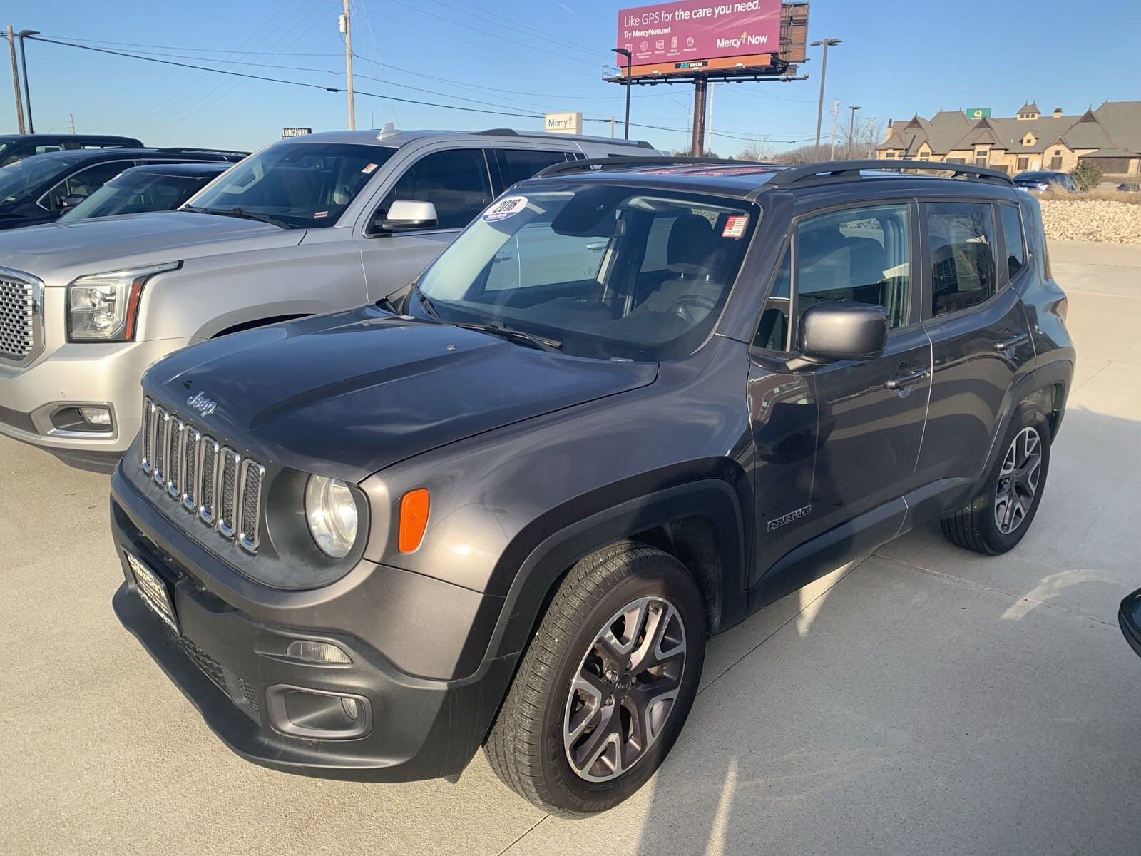 2016 Jeep Renegade Latitude photo 3