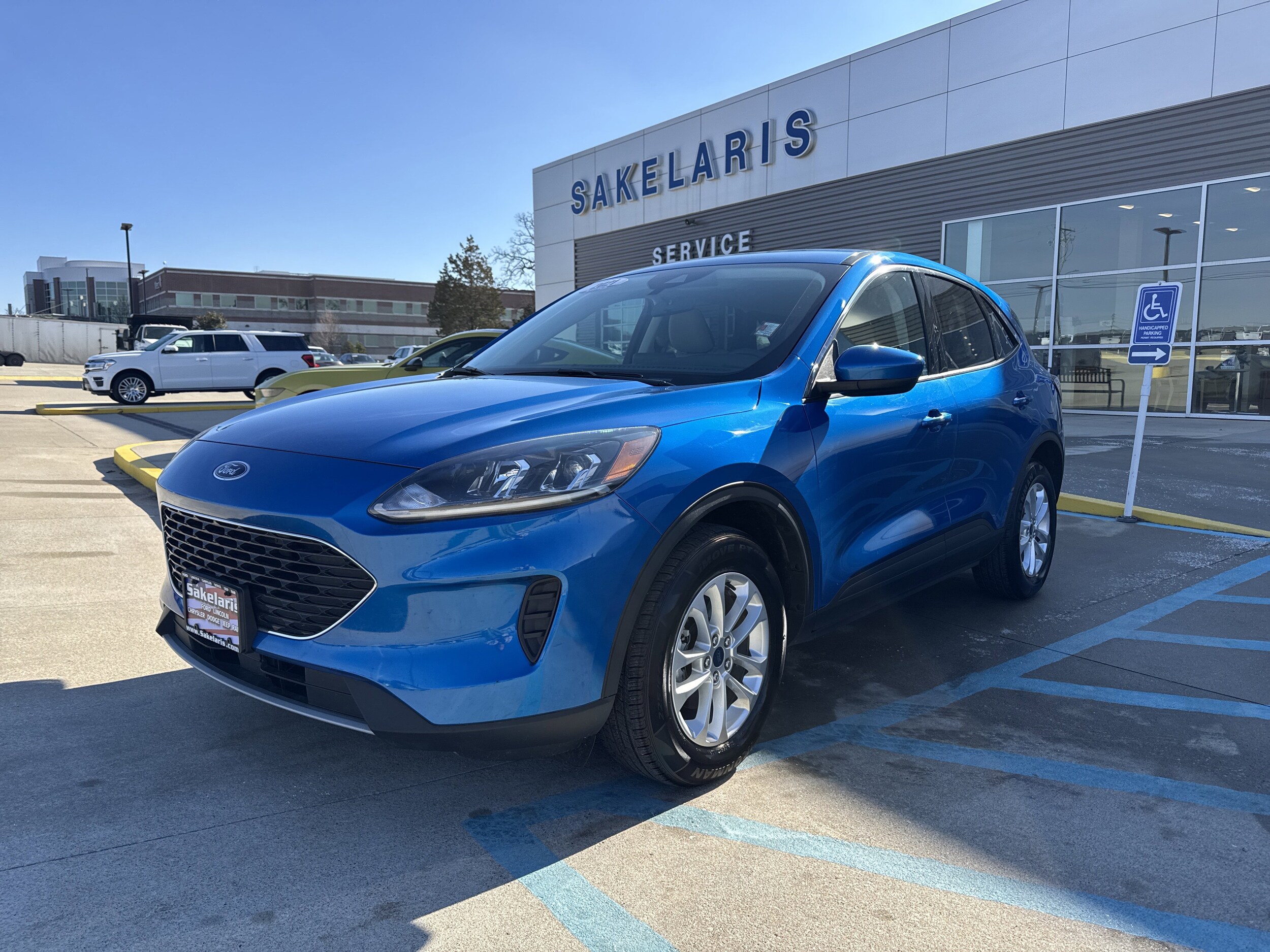 2021 Ford Escape SE's photo