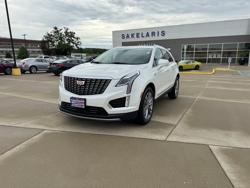 2025 Cadillac XT5 AWD Premium Luxury's photo