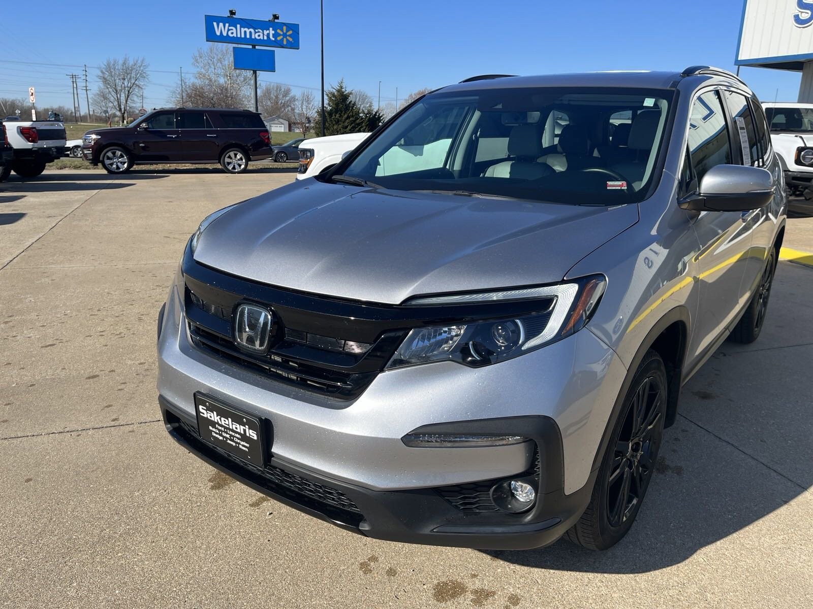 2022 Honda Pilot Special Edition photo 2