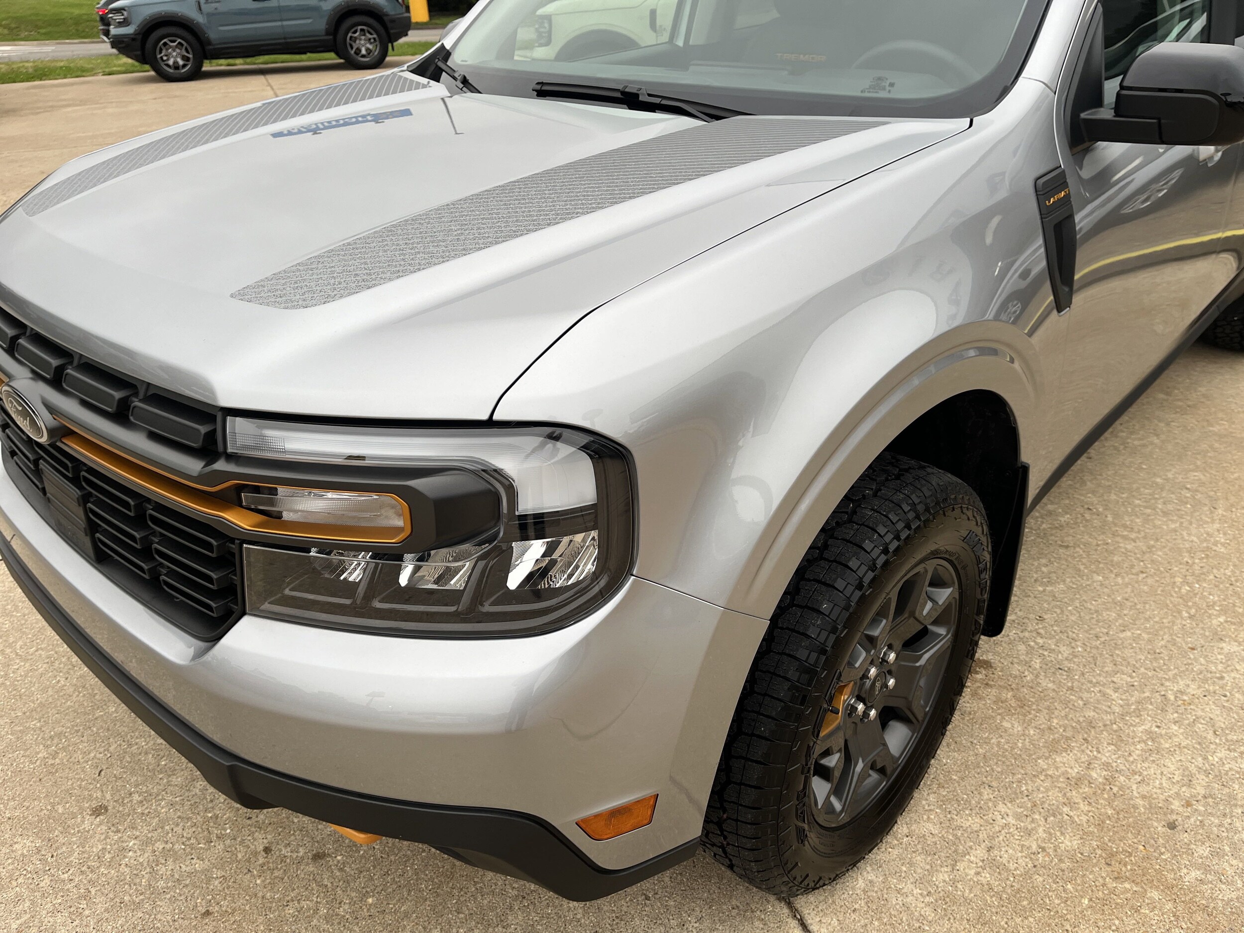 2024 Ford Maverick Lariat Tremor photo 3