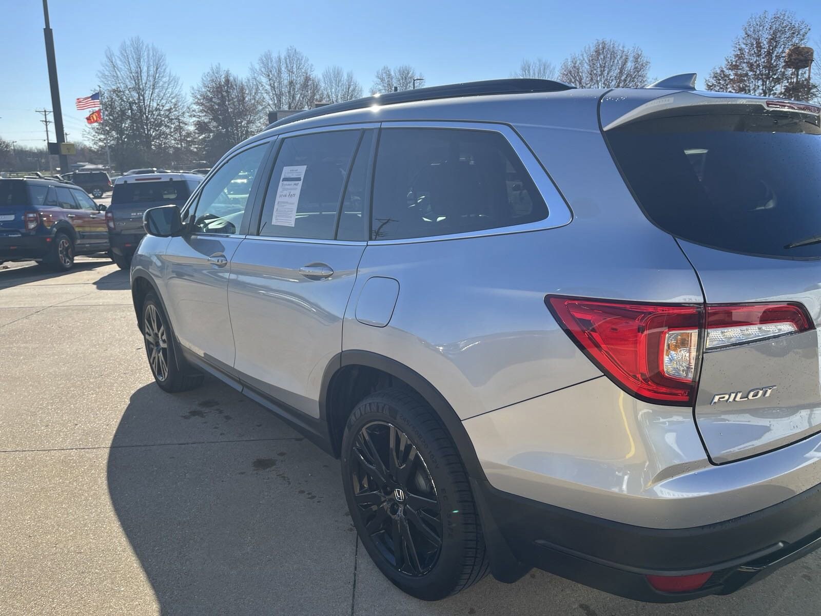 2022 Honda Pilot Special Edition photo 4