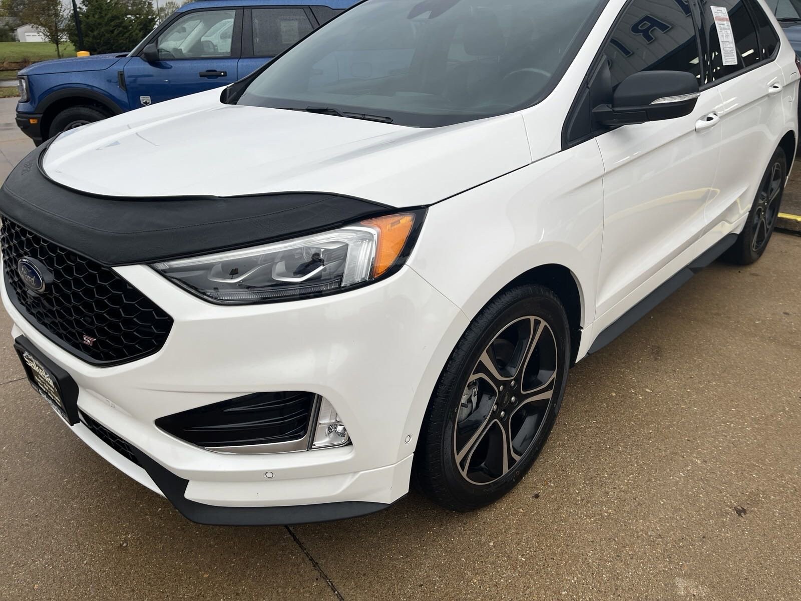 2020 Ford Edge ST photo 3
