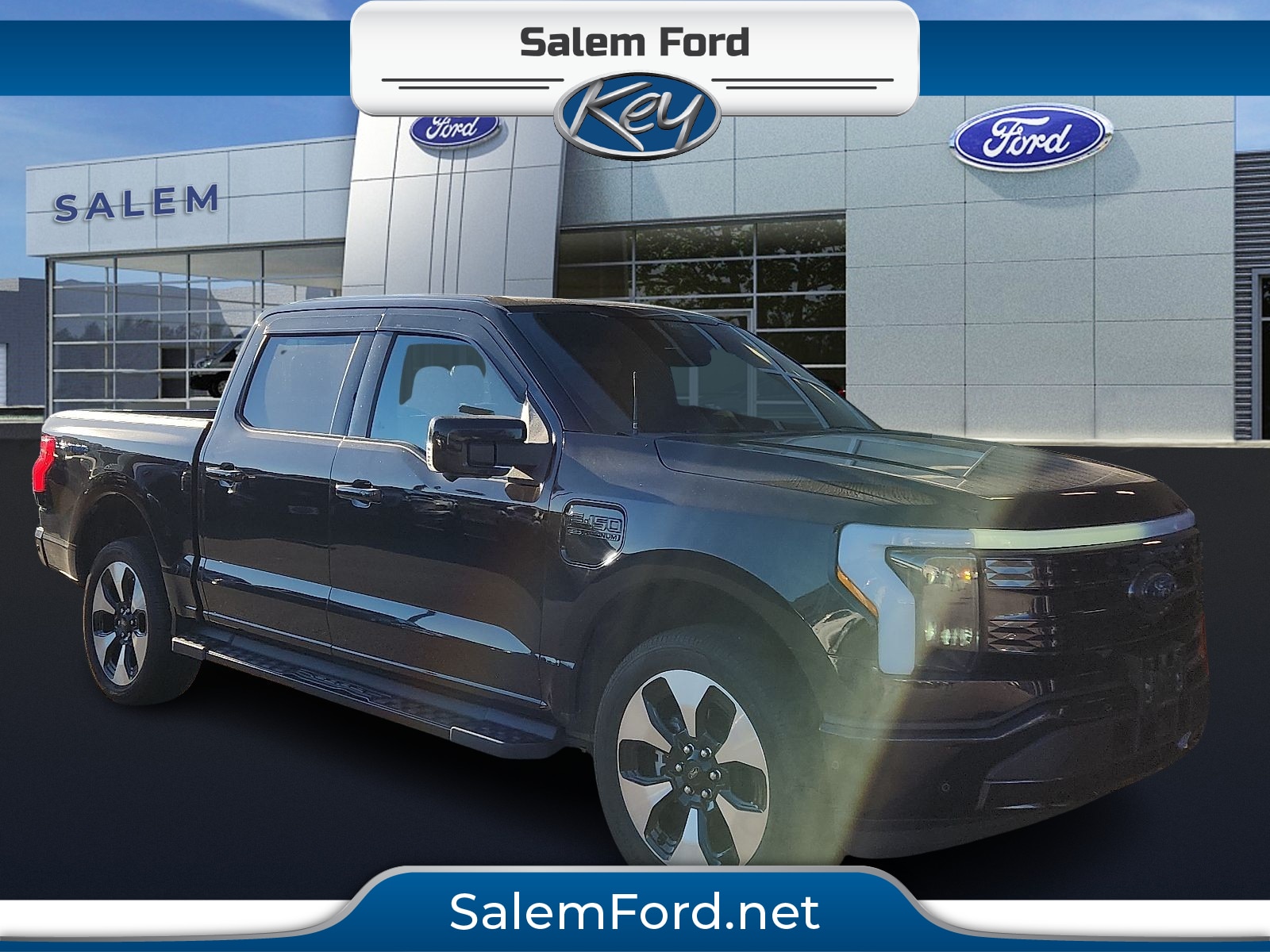 2022 Ford F-150 Lightning Crew Cab 