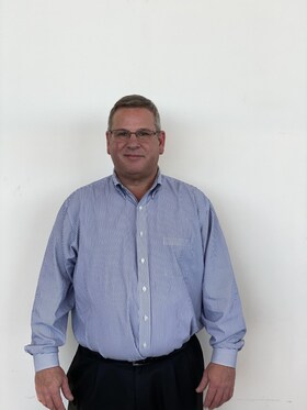 Staff member Leonard Huysmans from ID_f0e69b69a379