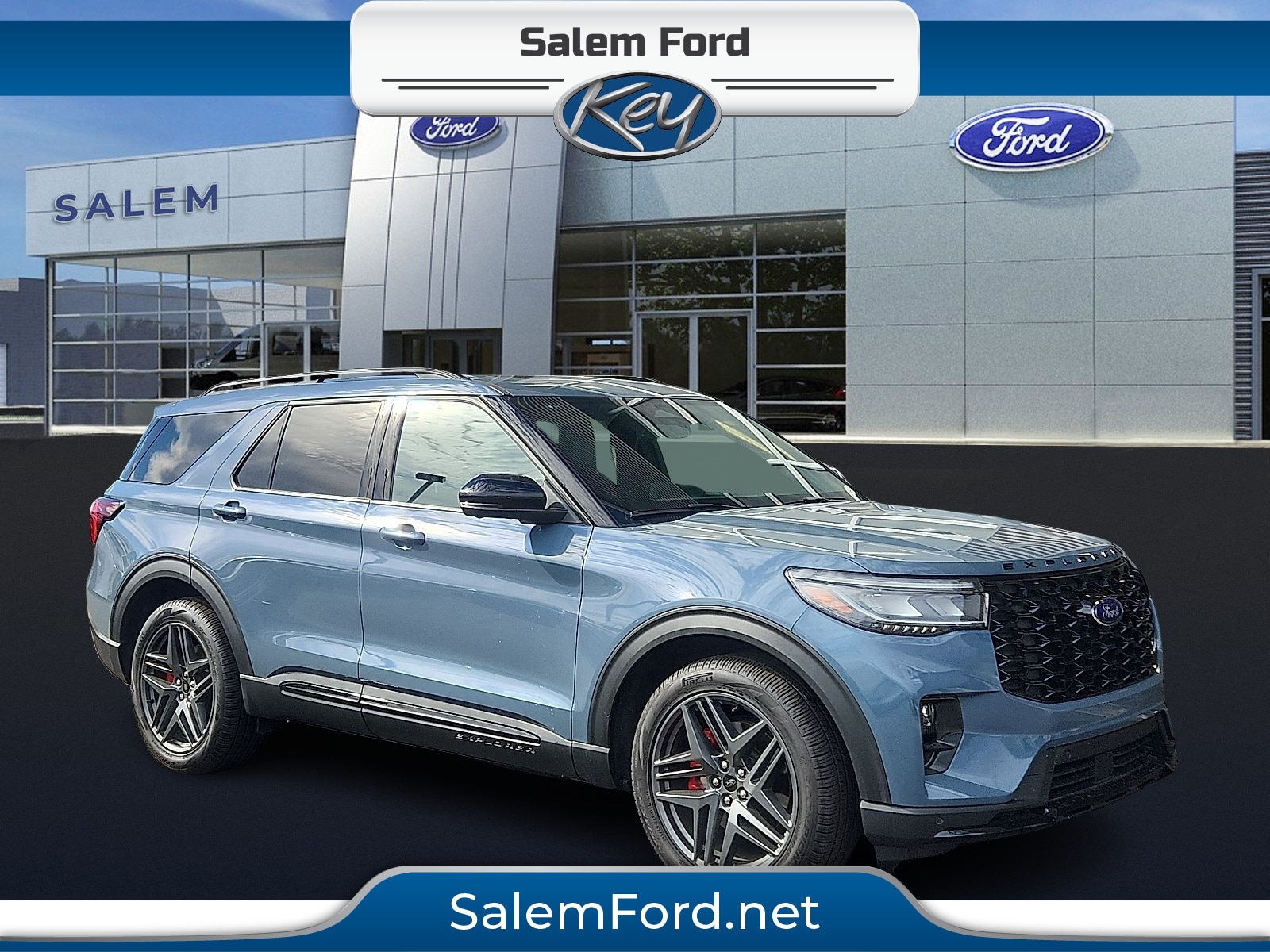 2025 Ford Explorer ST's photo