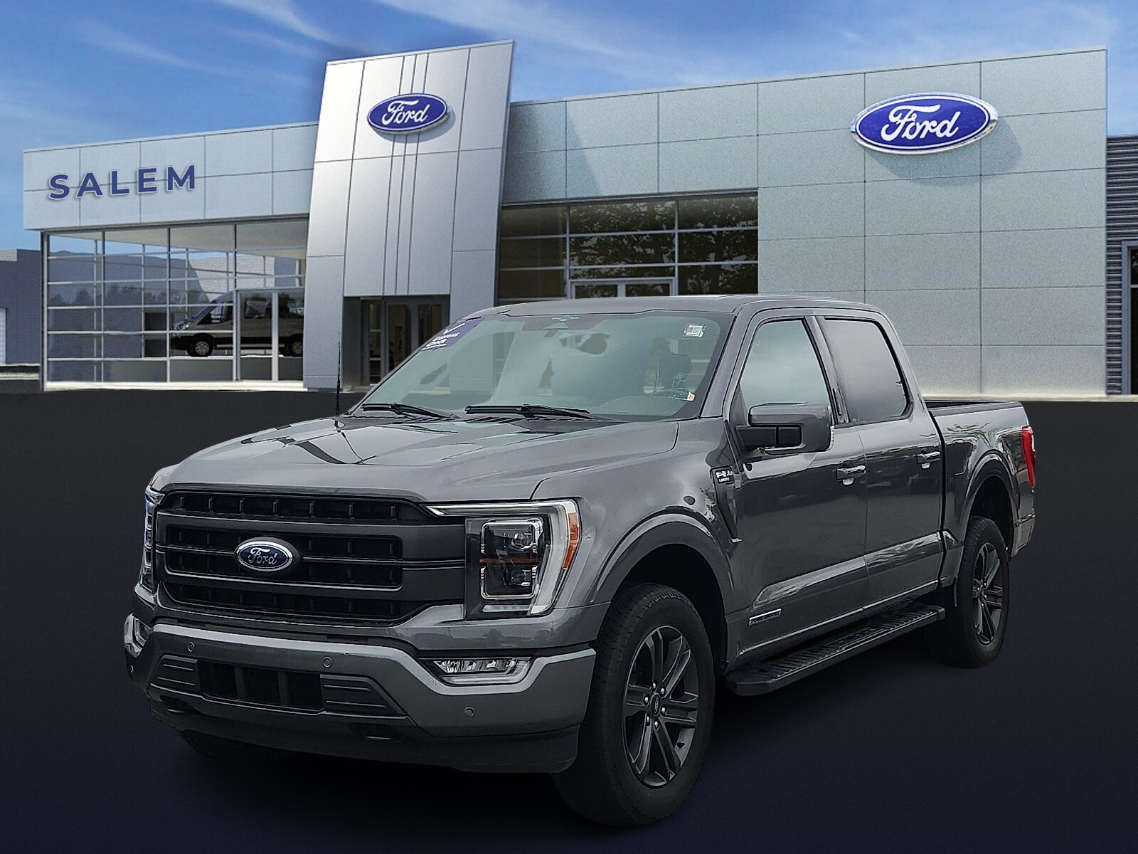 2023 Ford F-150 Lariat photo 2