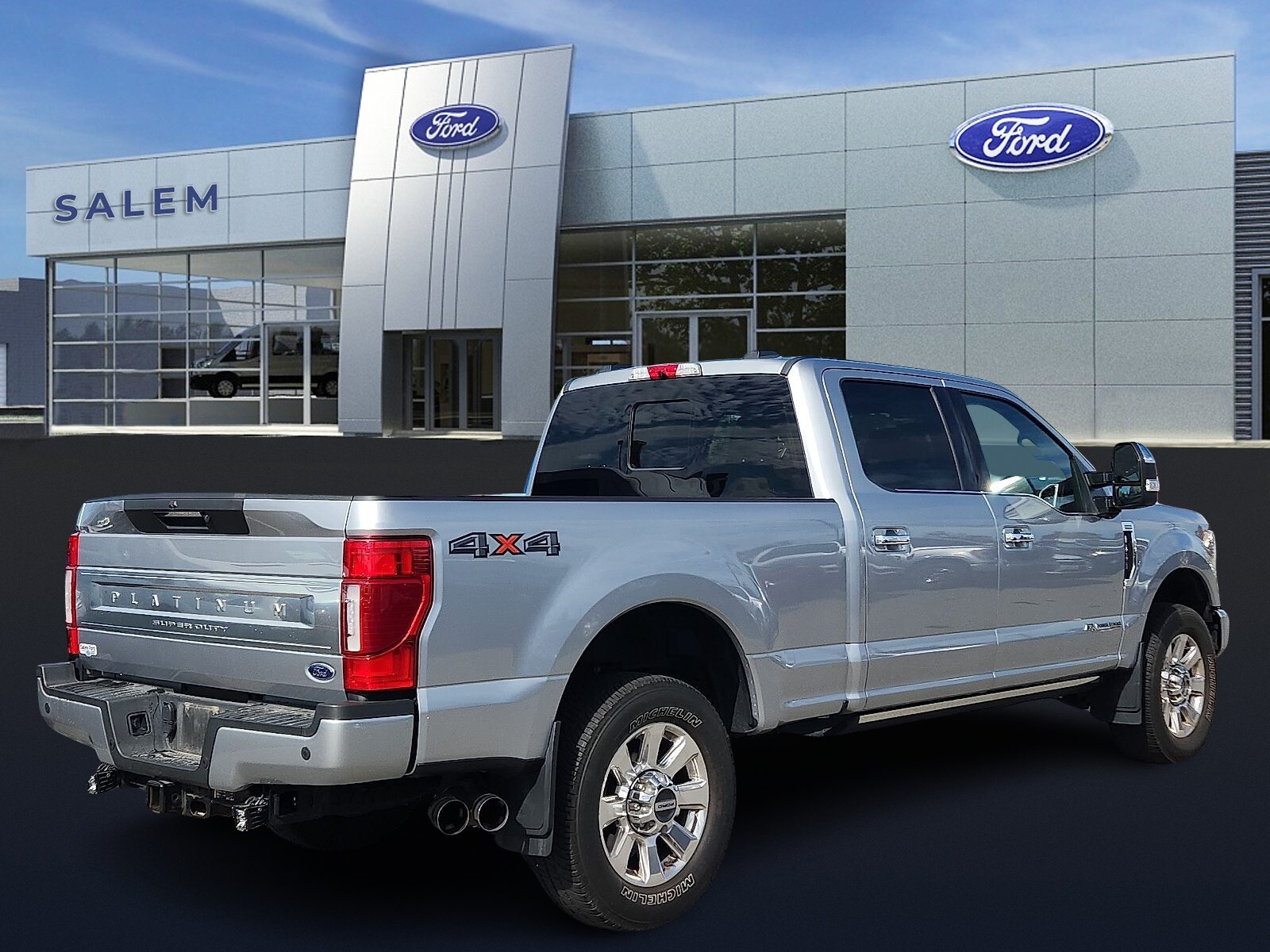 2022 Ford F-350 Platinum photo 3