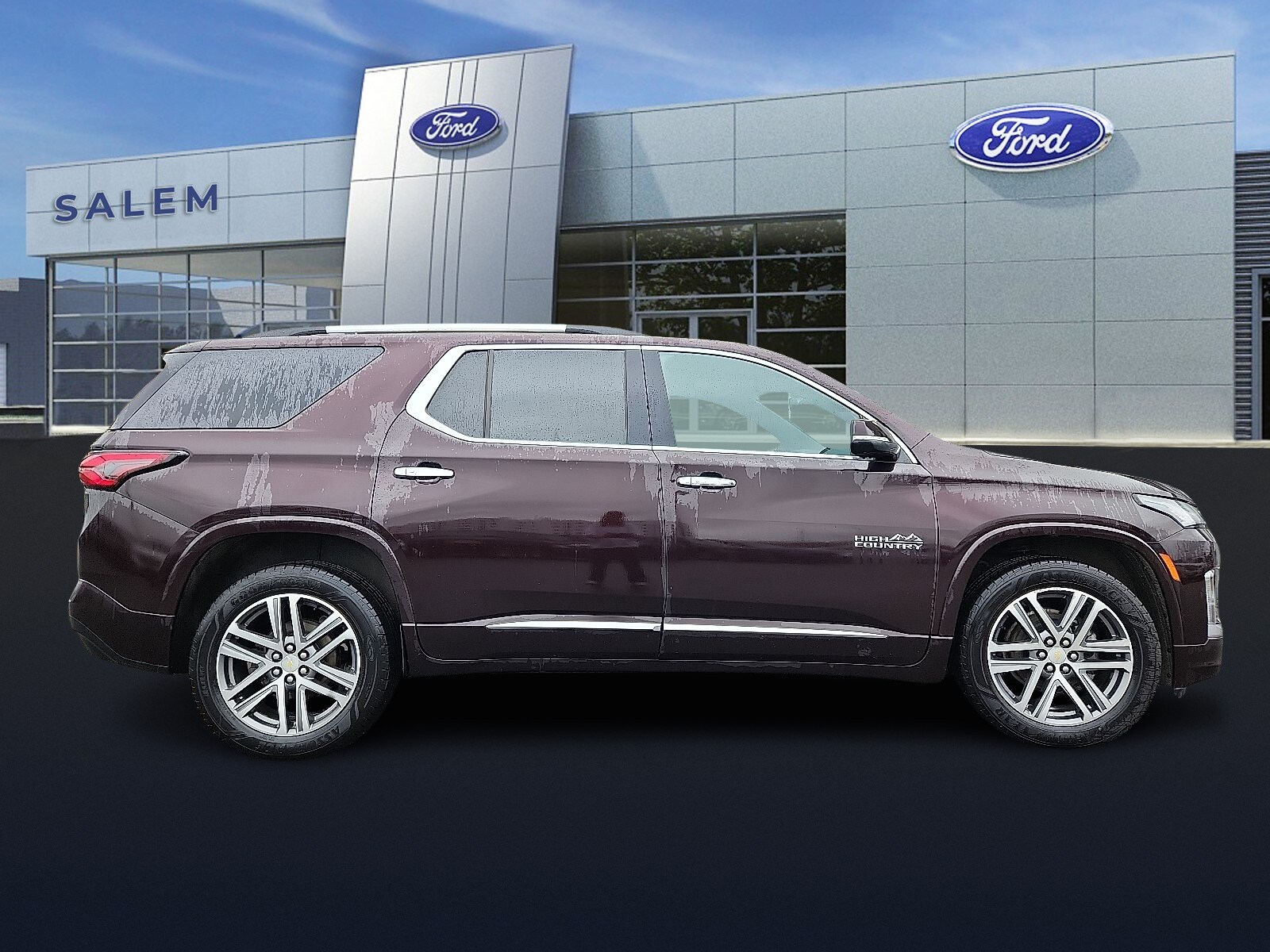 2022 Chevrolet Traverse High Country photo 2