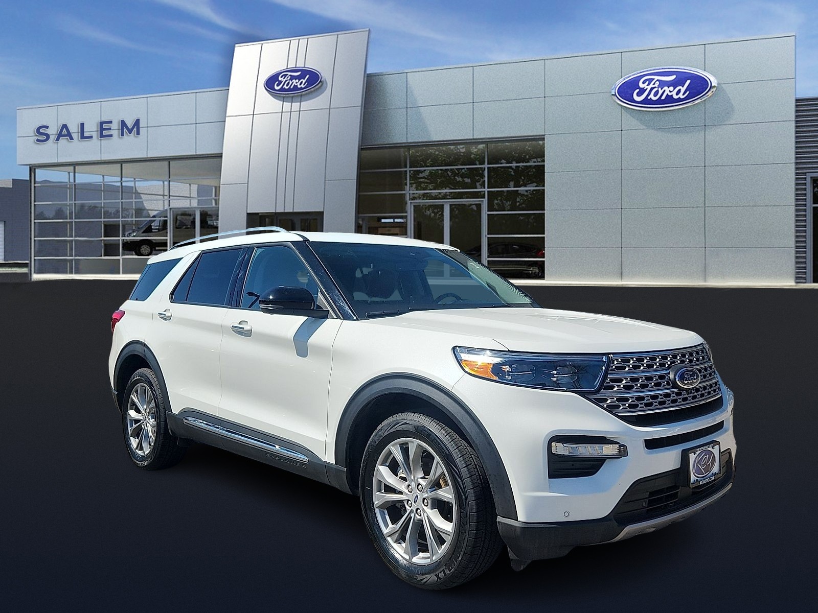 2023 Ford Explorer Limited High Package 4WD's photo