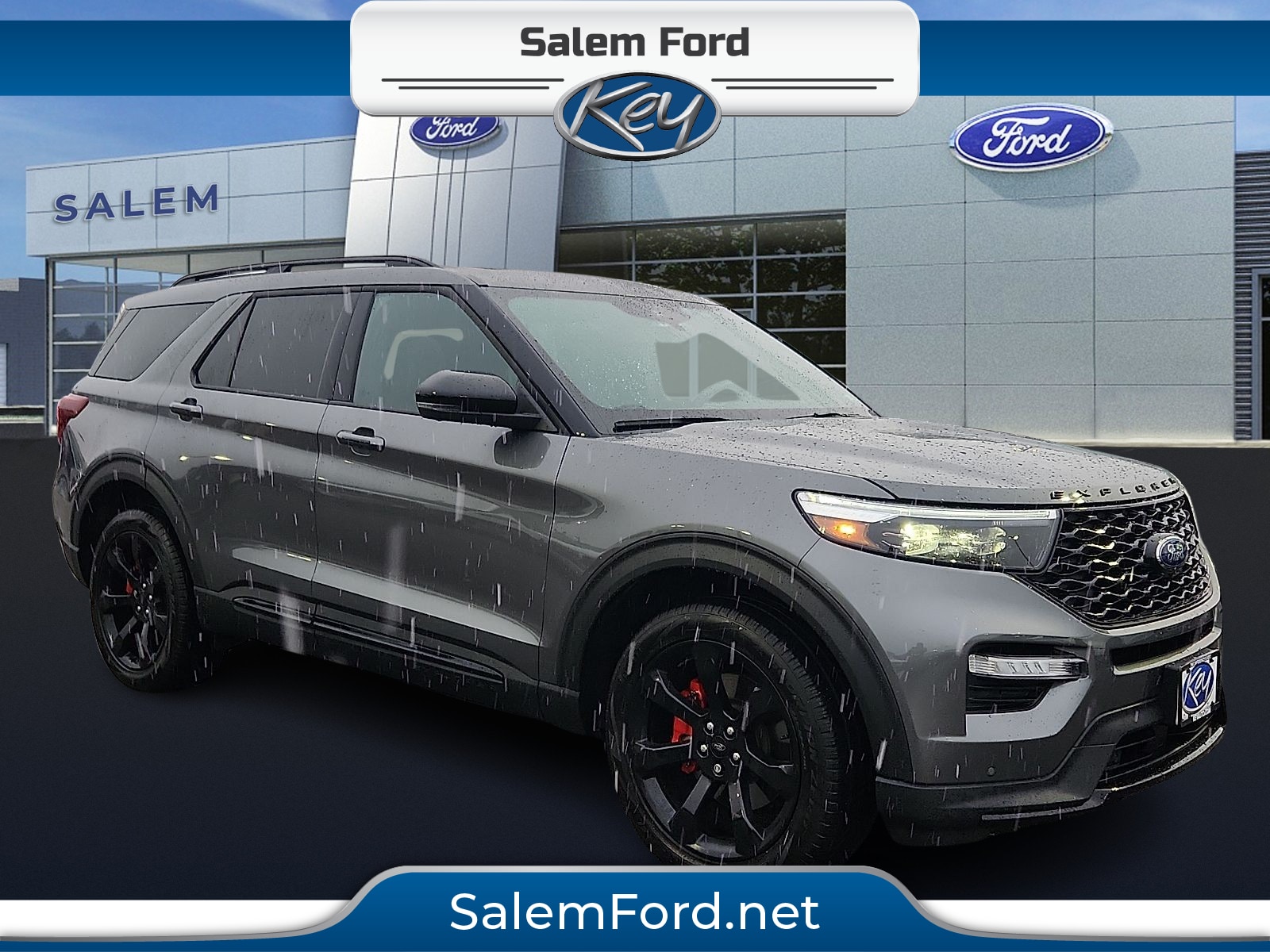 2023 Ford Explorer ST's photo