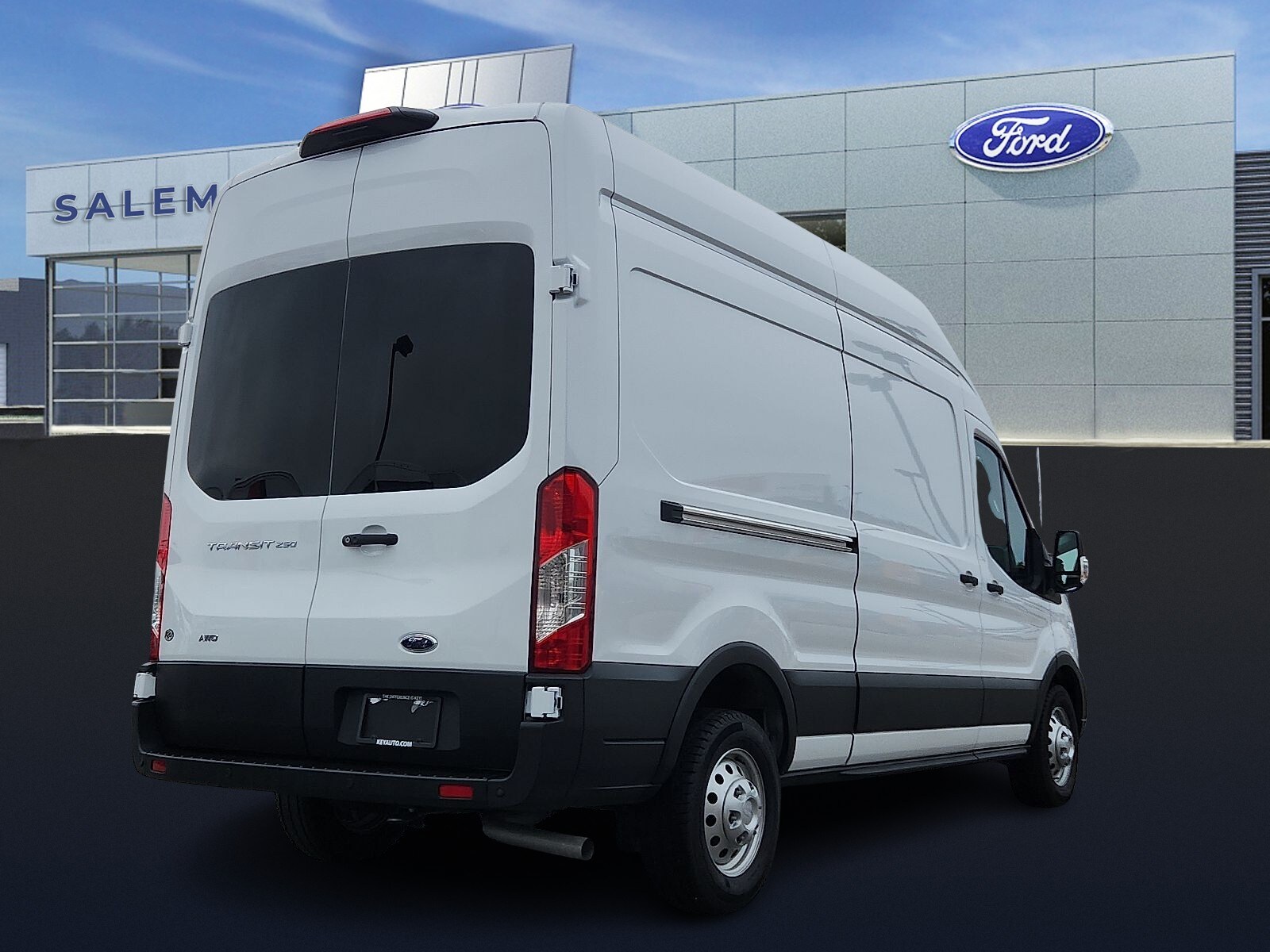 2024 Ford Transit photo 3