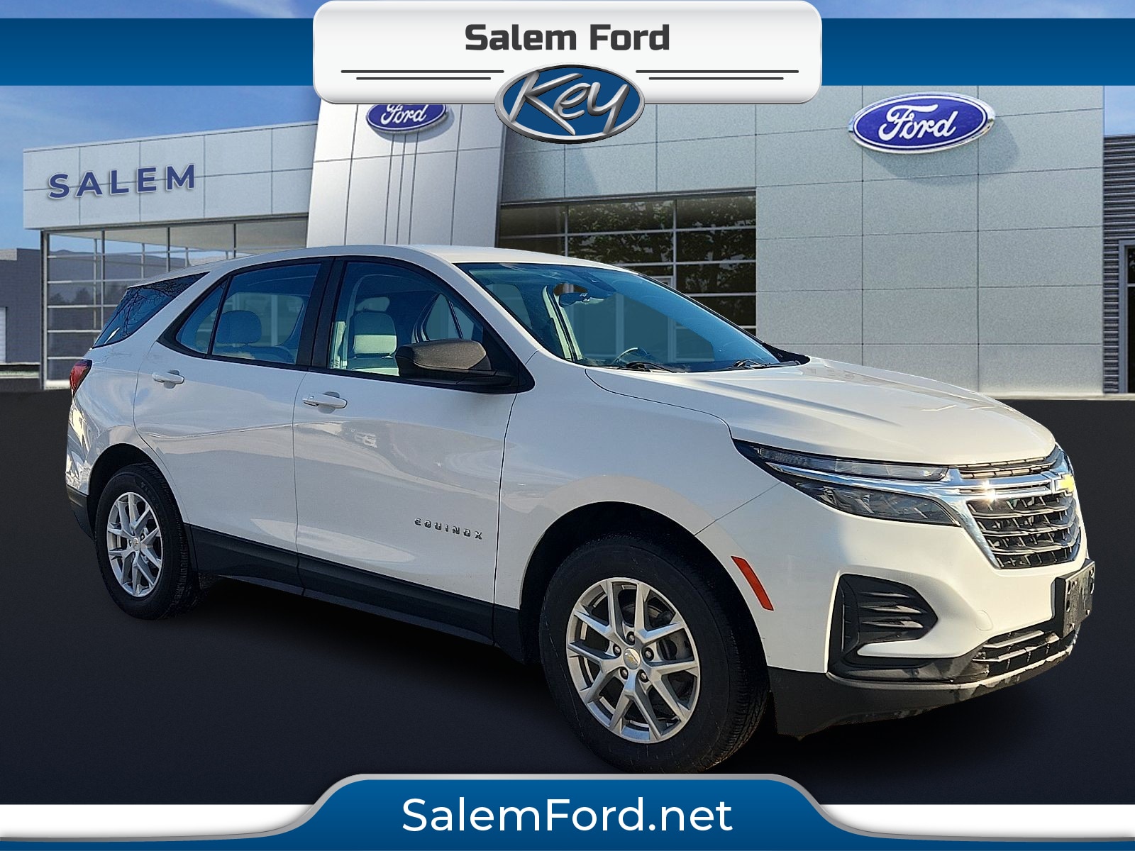 2022 Chevrolet Equinox LS's photo