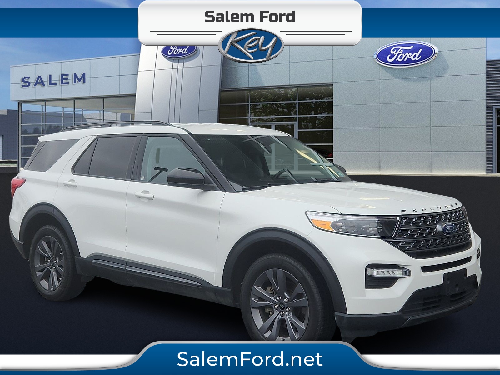 2023 Ford Explorer XLT's photo